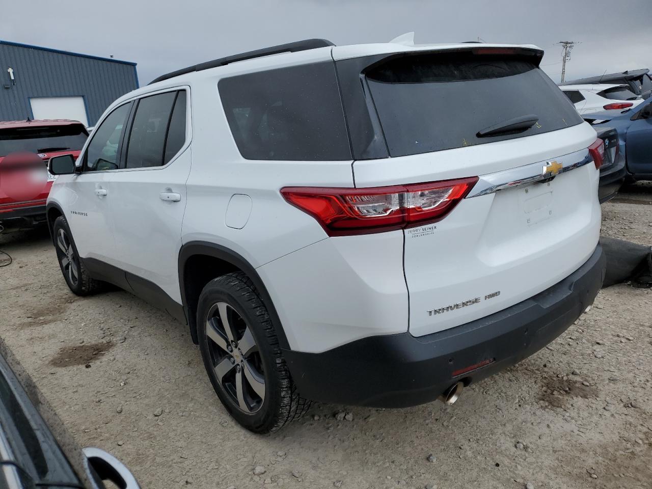 2020 Chevrolet Traverse - Image 2