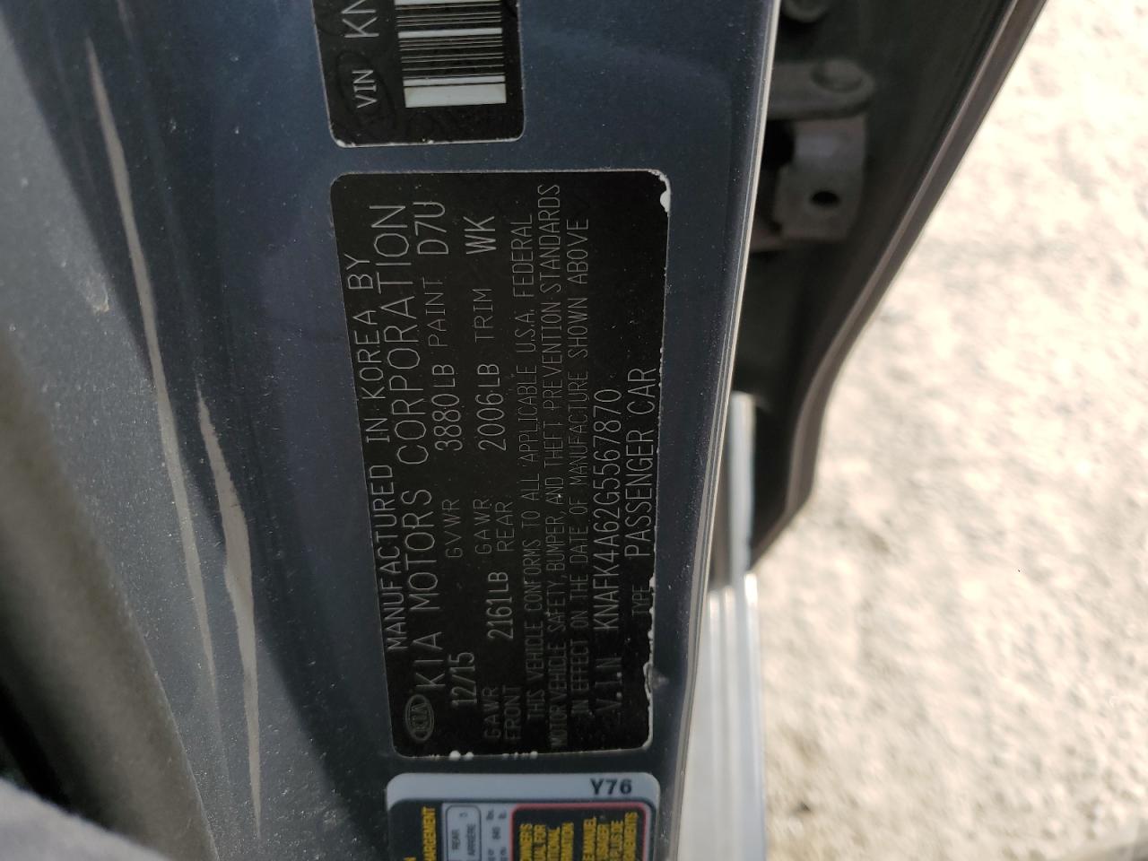 2016 Kia Forte - Image 12