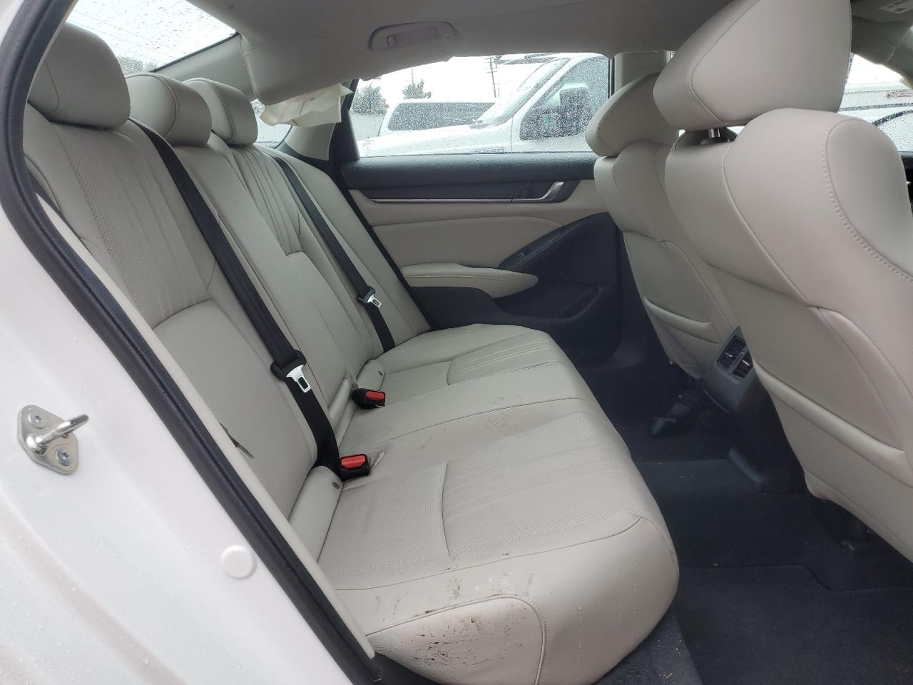 1HGCV2F52JA013424 HONDA ACCORD 2018