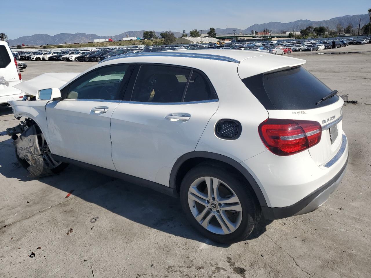 wdctg4eb6lu027821 WDCTG4EB6LU027821 2020 Mercedes-Benz Gla 250