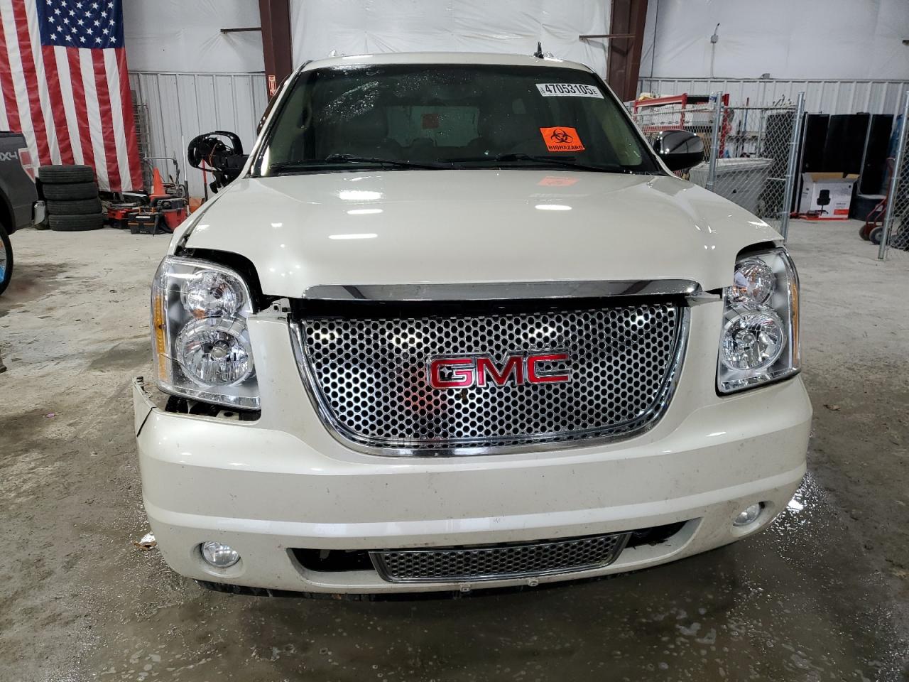 2010 GMC Yukon - Image 5