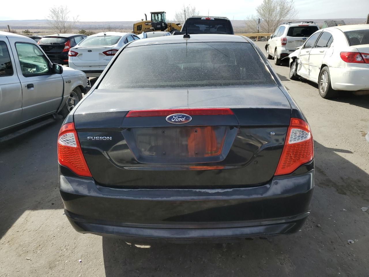 2010 Ford Fusion - Image 6