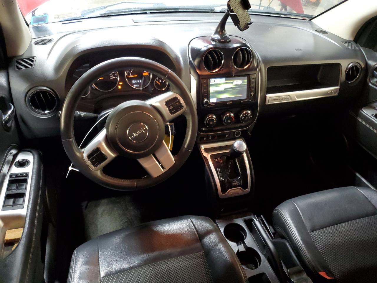 2016 Jeep Compass - Image 8