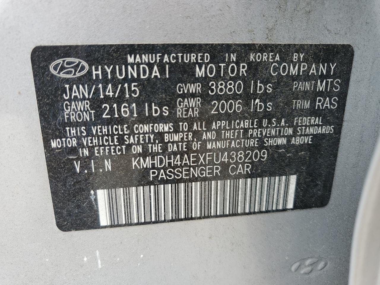 2015 Hyundai Elantra - Image 13