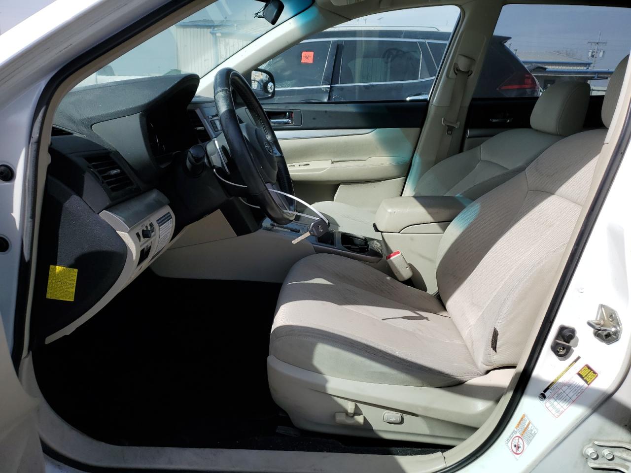 2011 Subaru Outback - Image 7