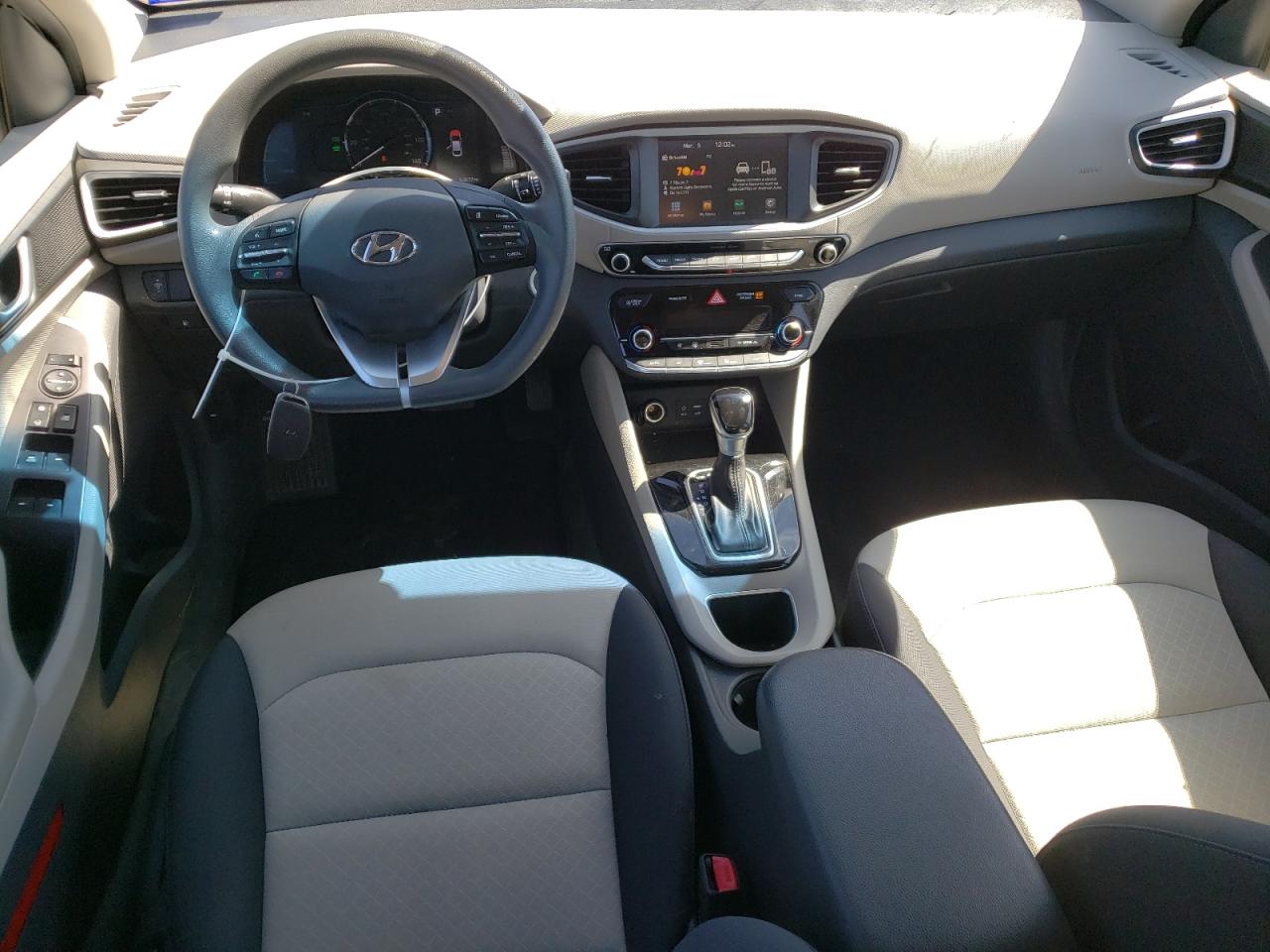 2017 Hyundai Ioniq Blue VIN: KMHC65LC5HU025345 Lot: 47644085