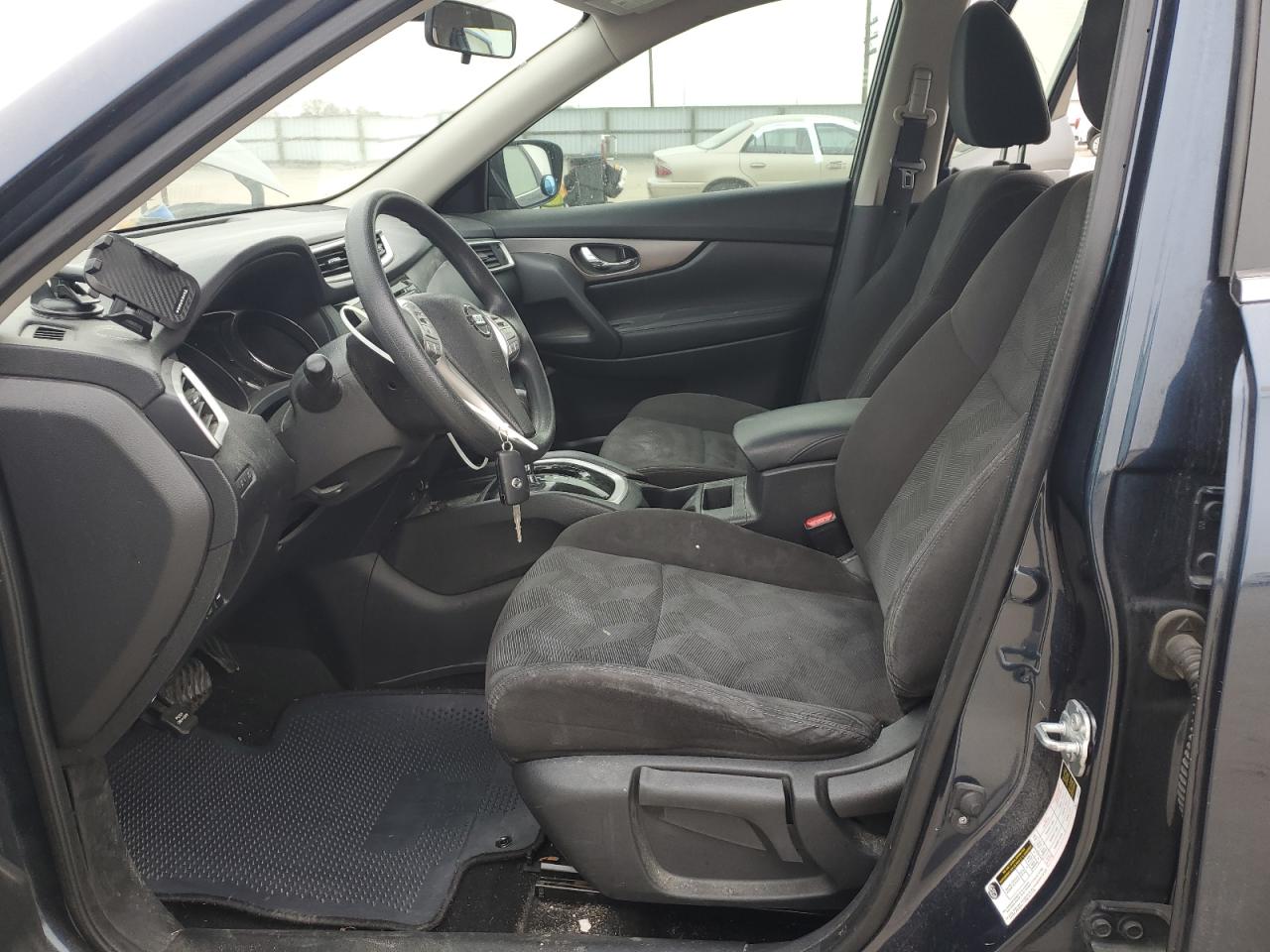 2016 Nissan Rogue - Image 7