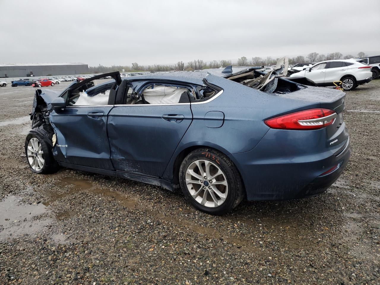 3FA6P0LU6KR221597 FORD FUSION 2019