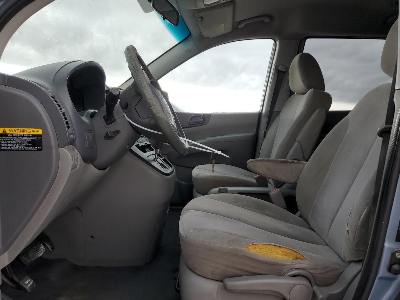 2010 Kia Sedona - Image 7