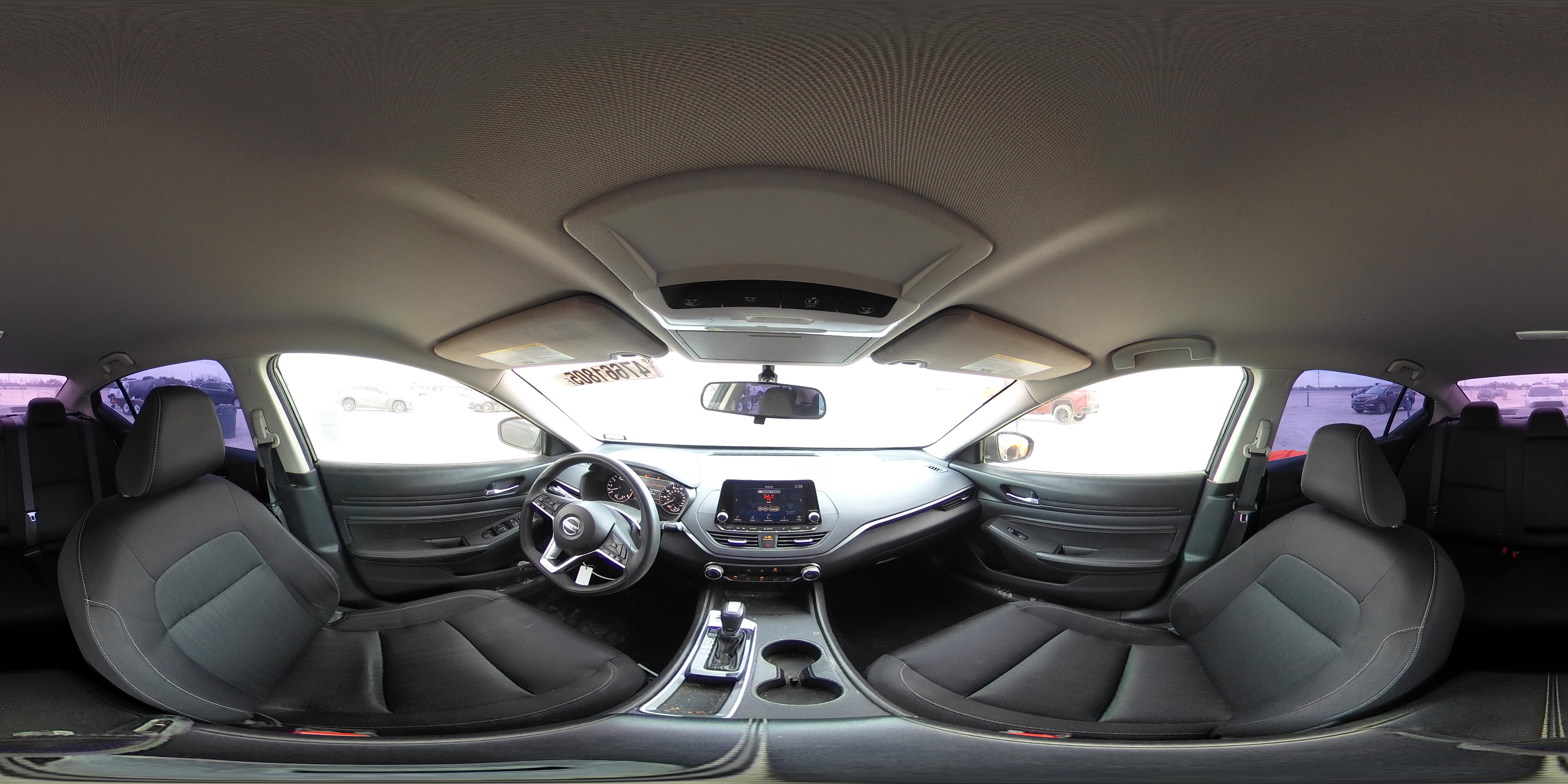 2019 Nissan Altima - Image 12