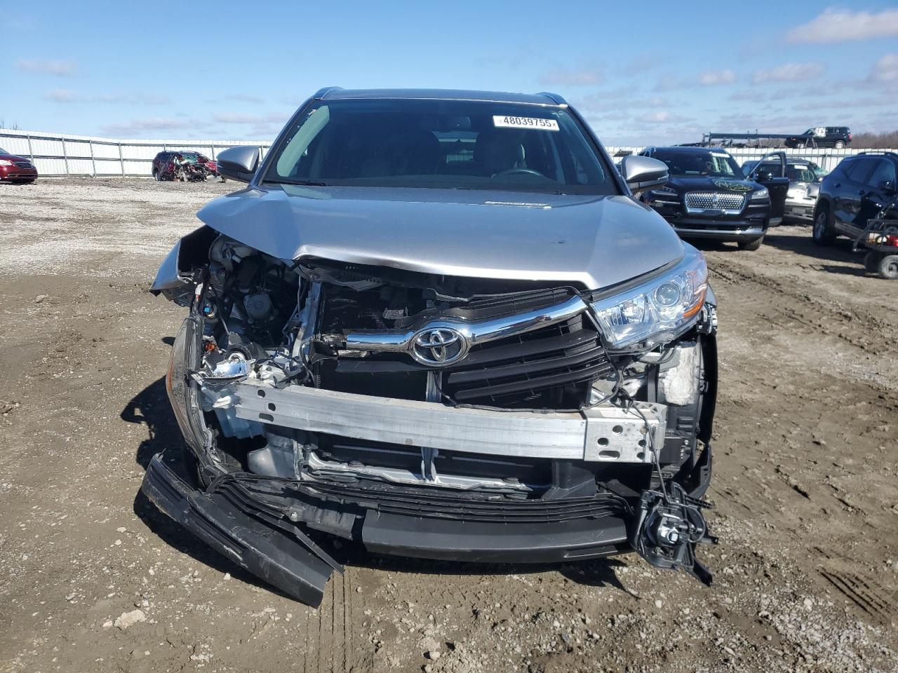 2016 Toyota Highlander - Image 5