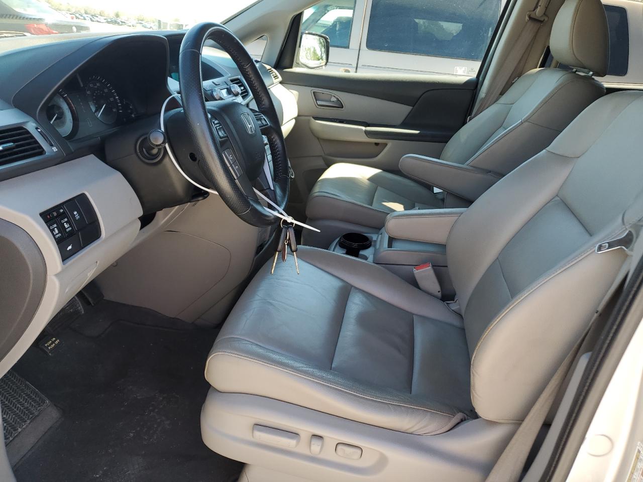 2011 Honda Odyssey Exl VIN: 5FNRL5H61BB001831 Lot: 48081035