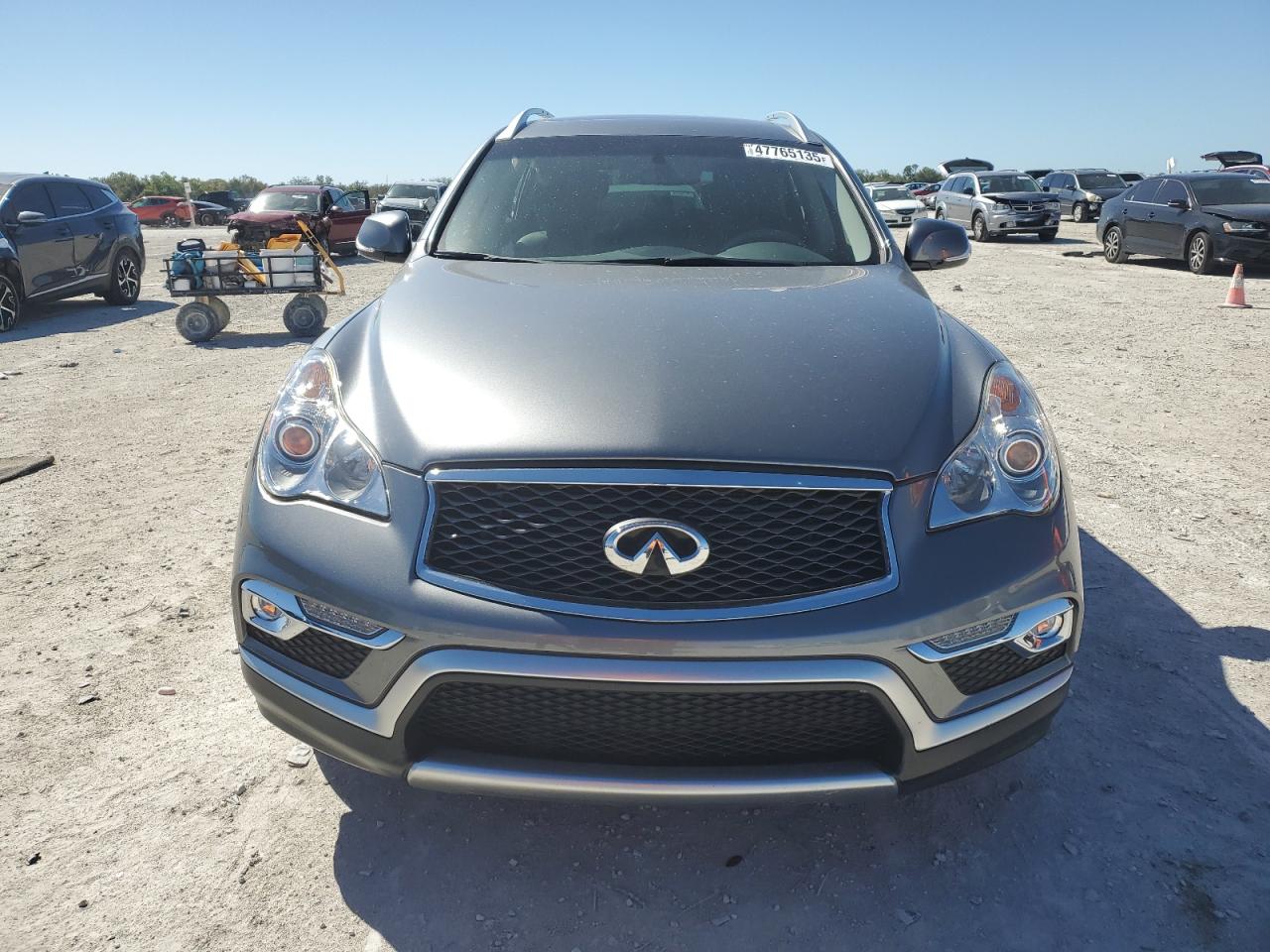 2017 Infiniti QX50 - Image 5