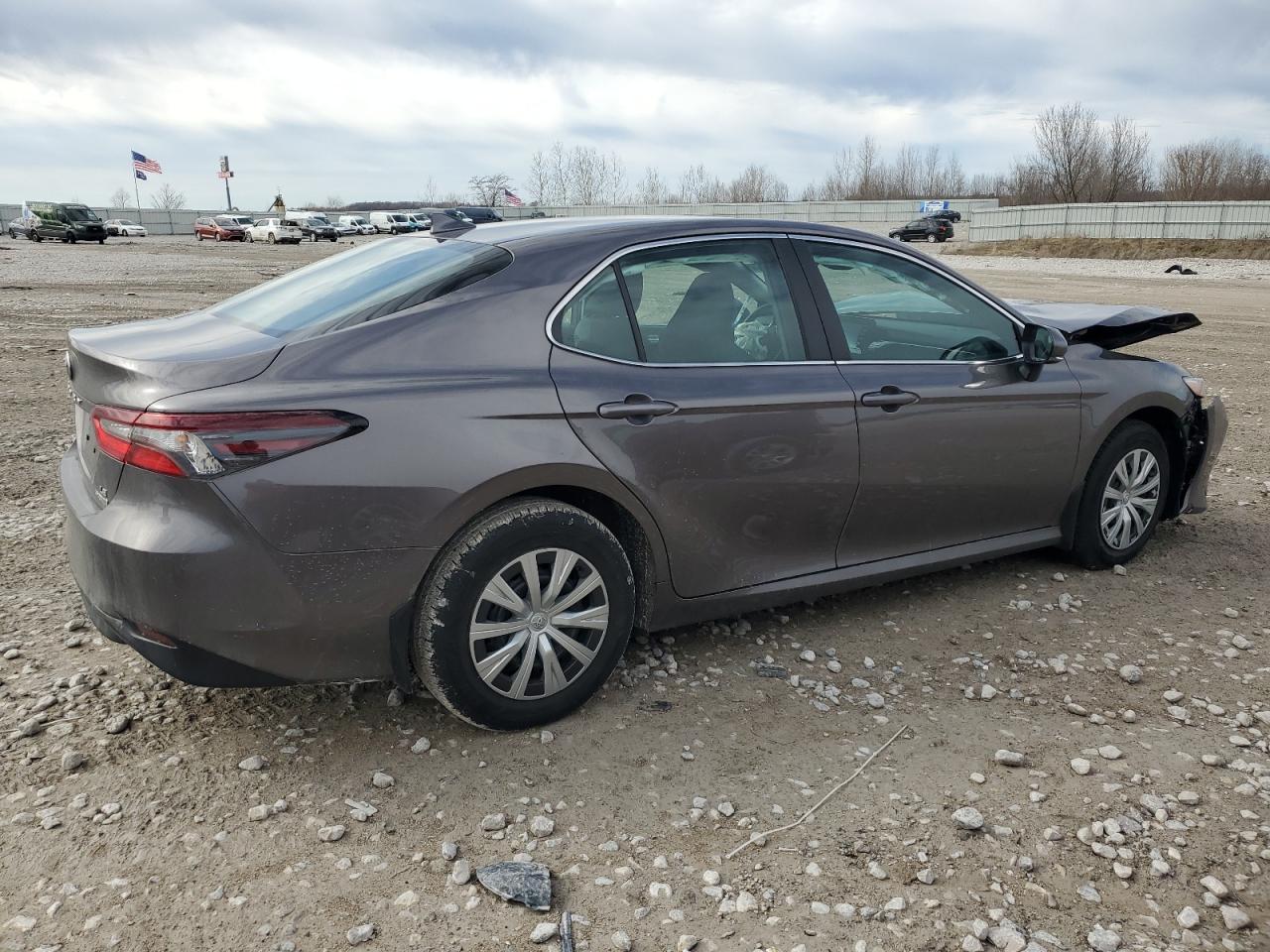 2022 Toyota Camry - Image 3