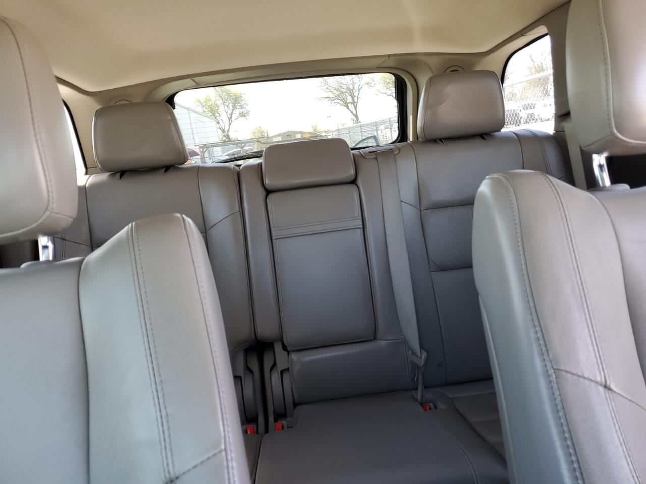 2013 Jeep Grand Cherokee - Image 10