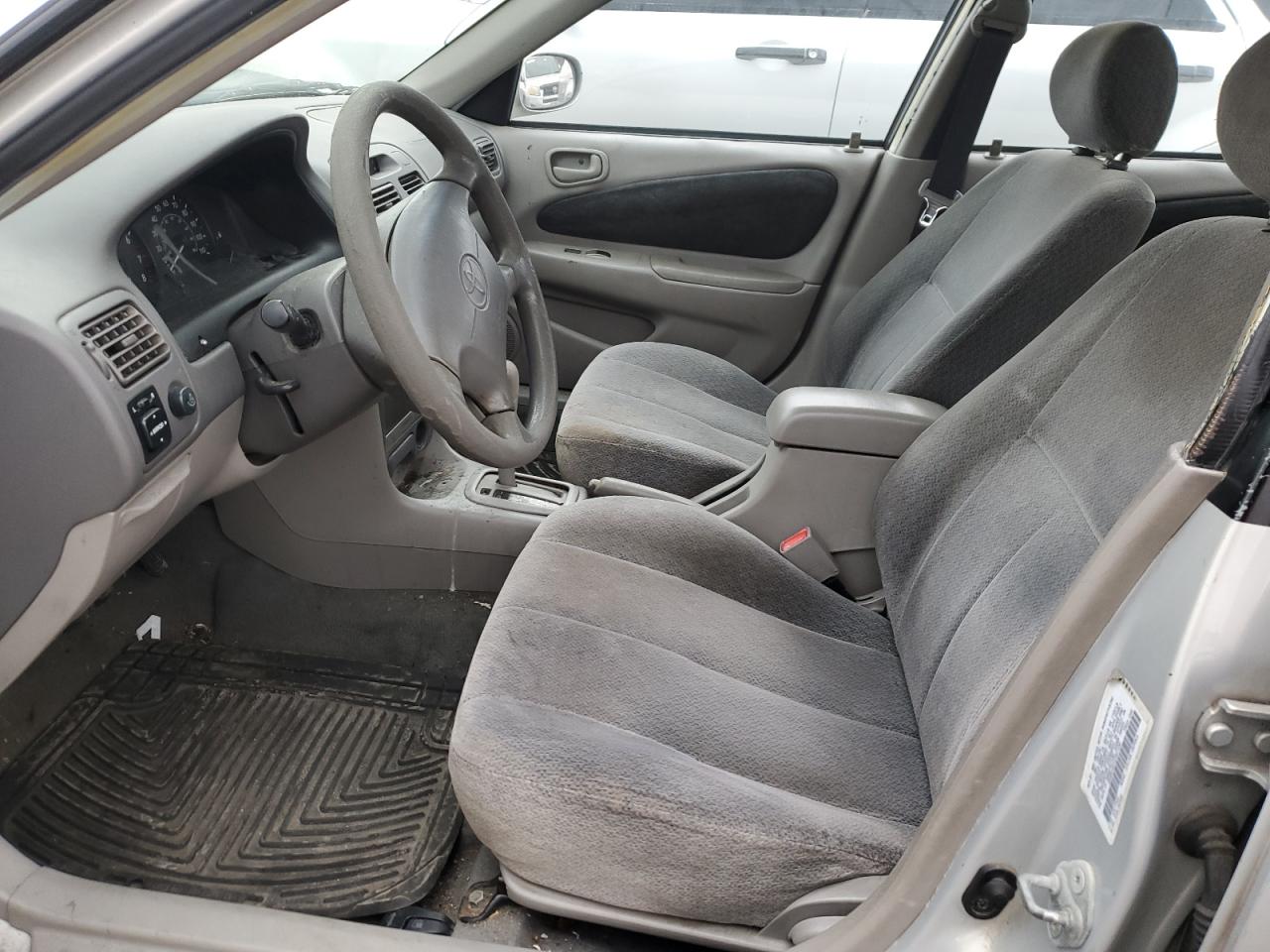 2001 Toyota Corolla - Image 7