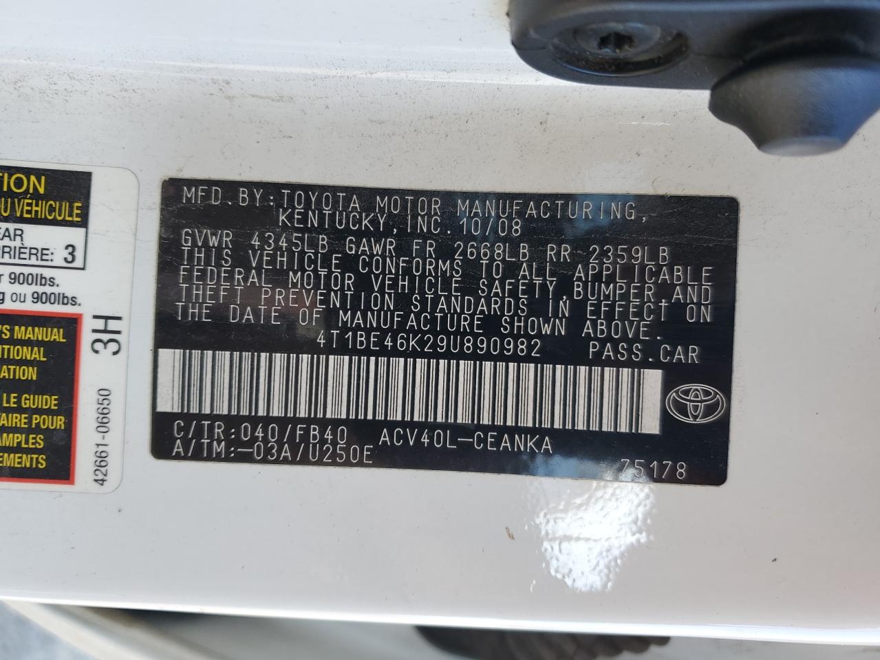 2009 Toyota Camry - Image 14
