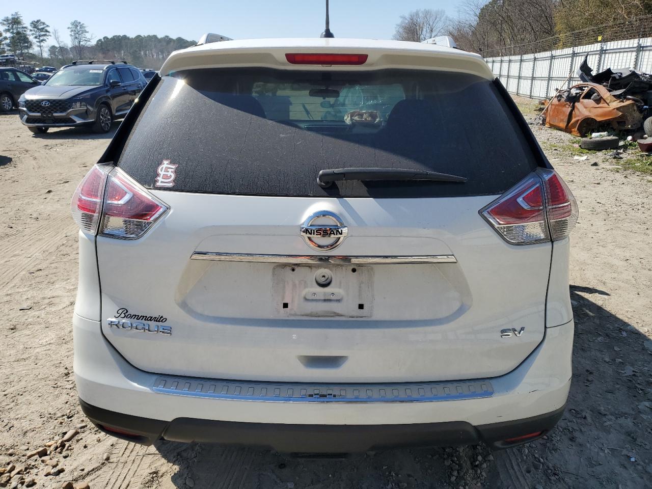 2015 Nissan Rogue - Image 6