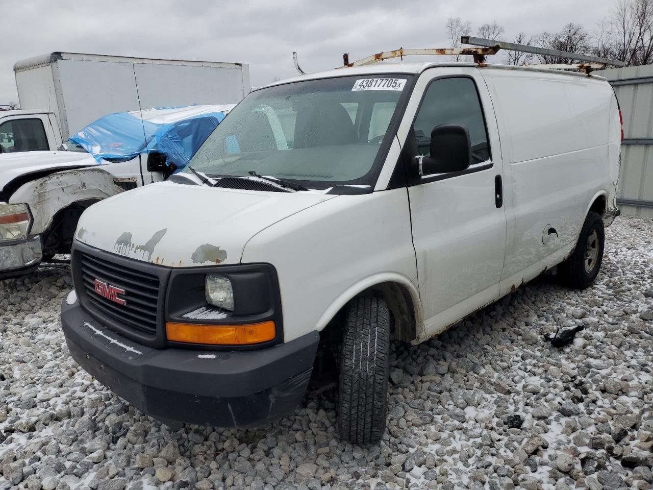 2012 GMC Savana - Image 1