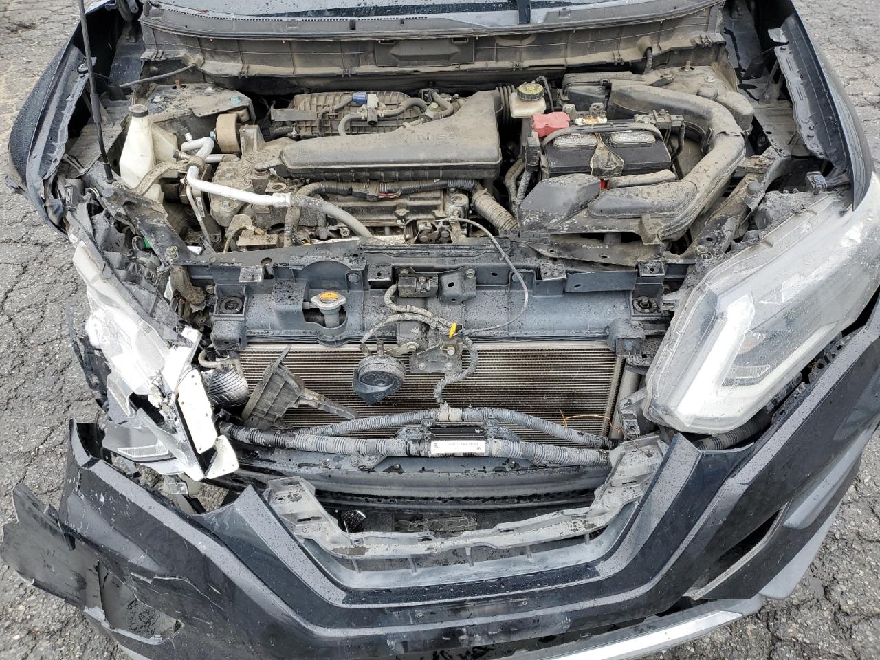 KNMAT2MT6HP518323 NISSAN ROGUE 2017