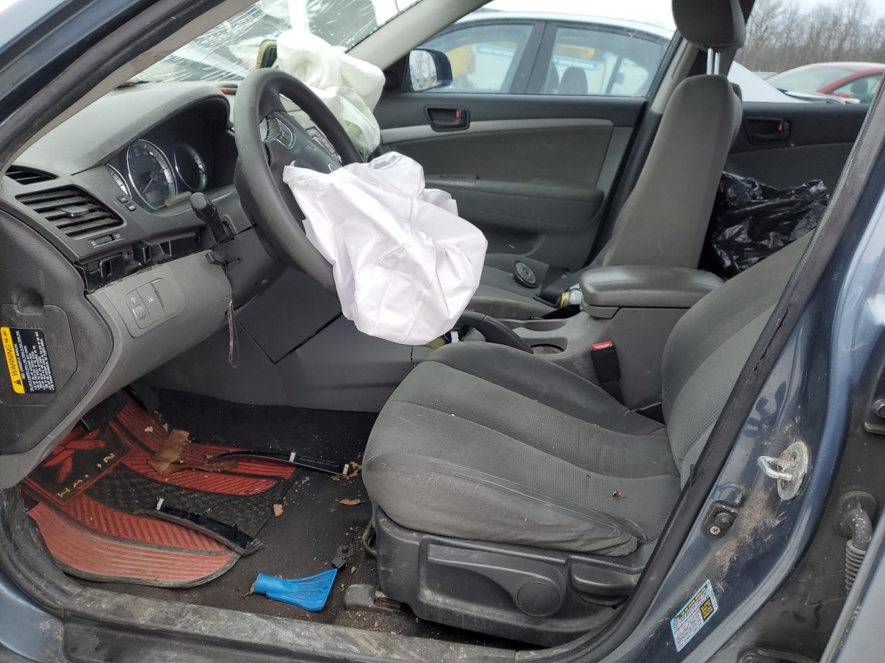 2009 Hyundai Sonata - Image 7