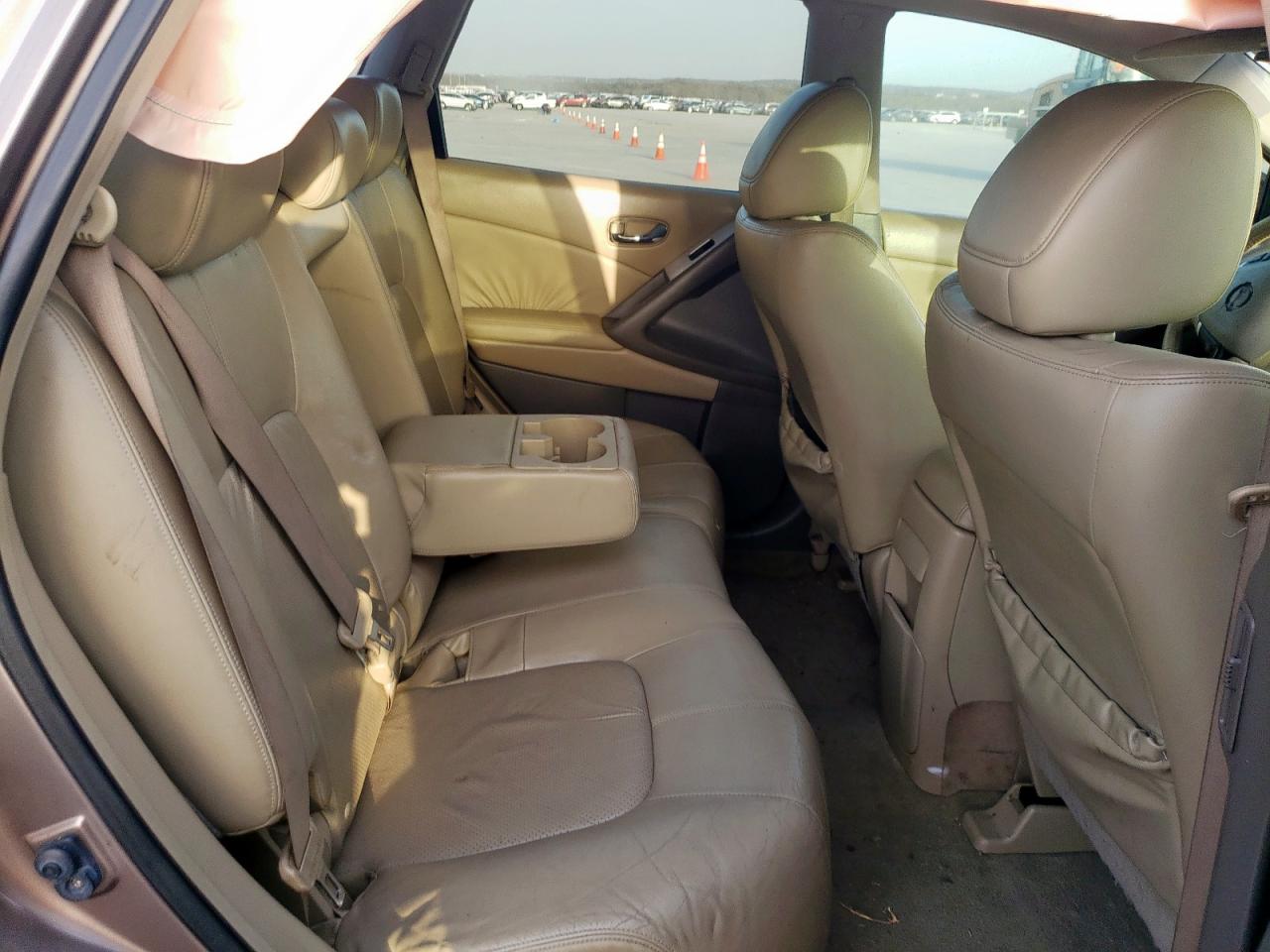 2010 Nissan Murano - Image 11
