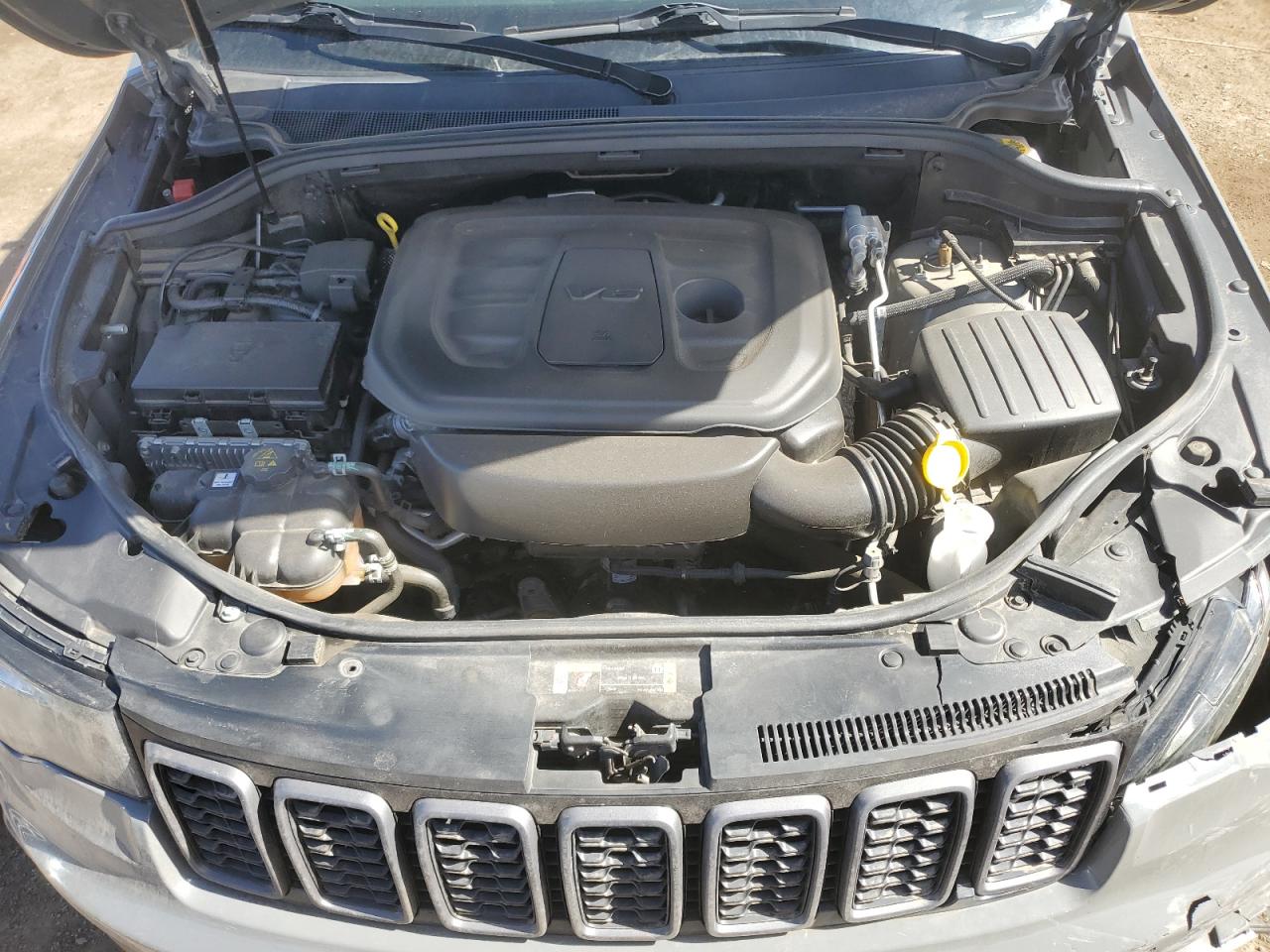 2021 Jeep Grand Cherokee - Image 13