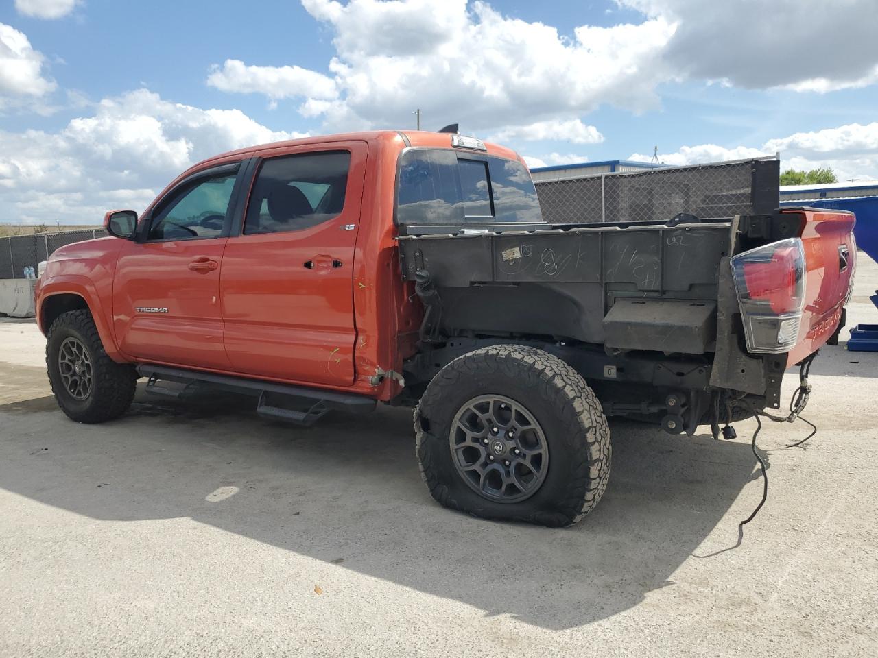 2018 Toyota Tacoma - Image 2