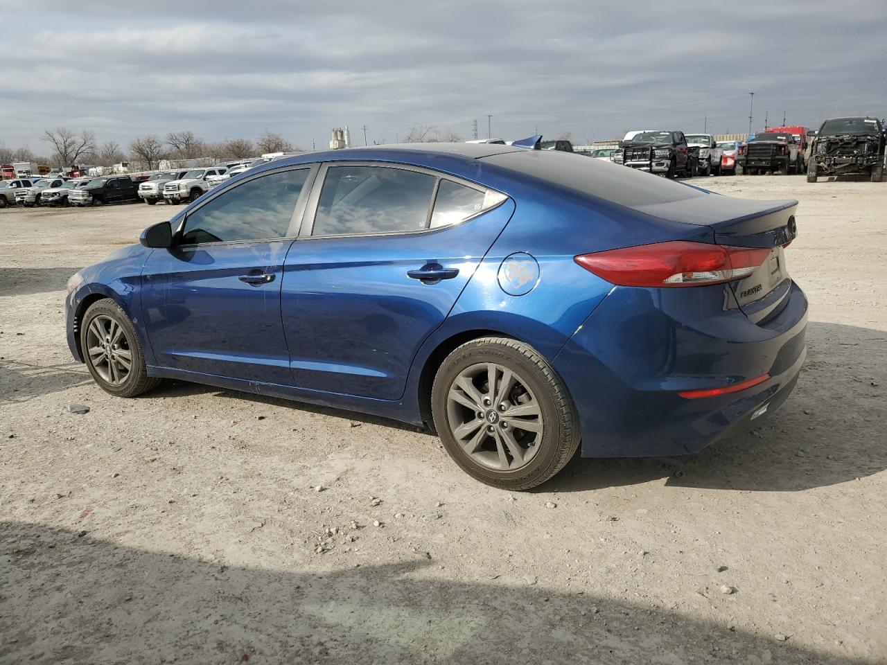 2018 Hyundai Elantra - Image 2