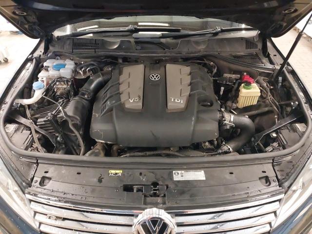 2017 VOLKSWAGEN TOUAREG V6