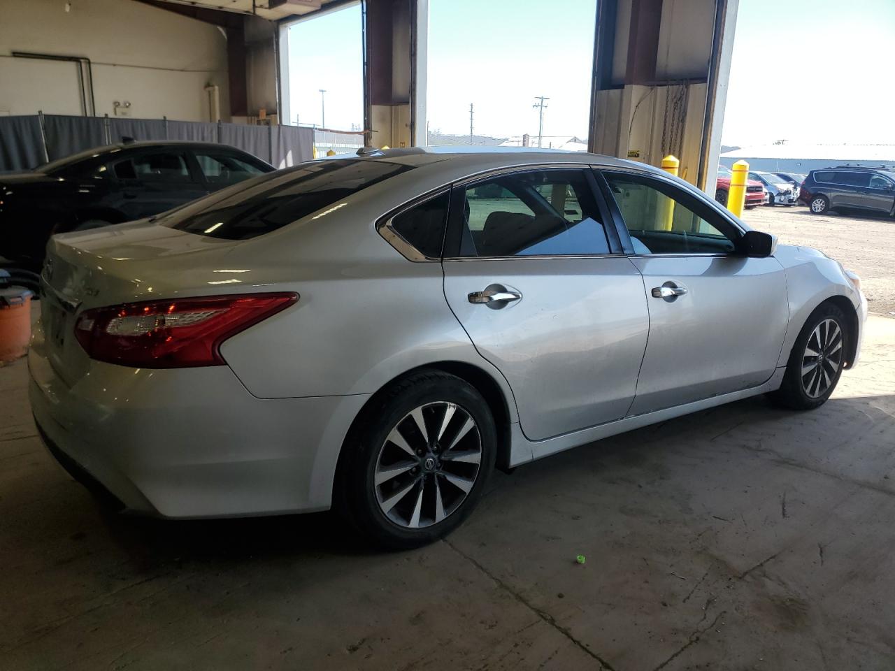 1N4AL3AP7HC288821 NISSAN ALTIMA 2017