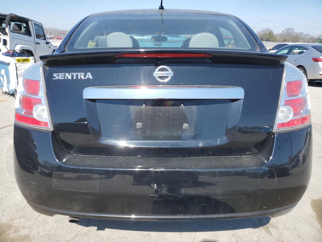 2012 Nissan Sentra - Image 6