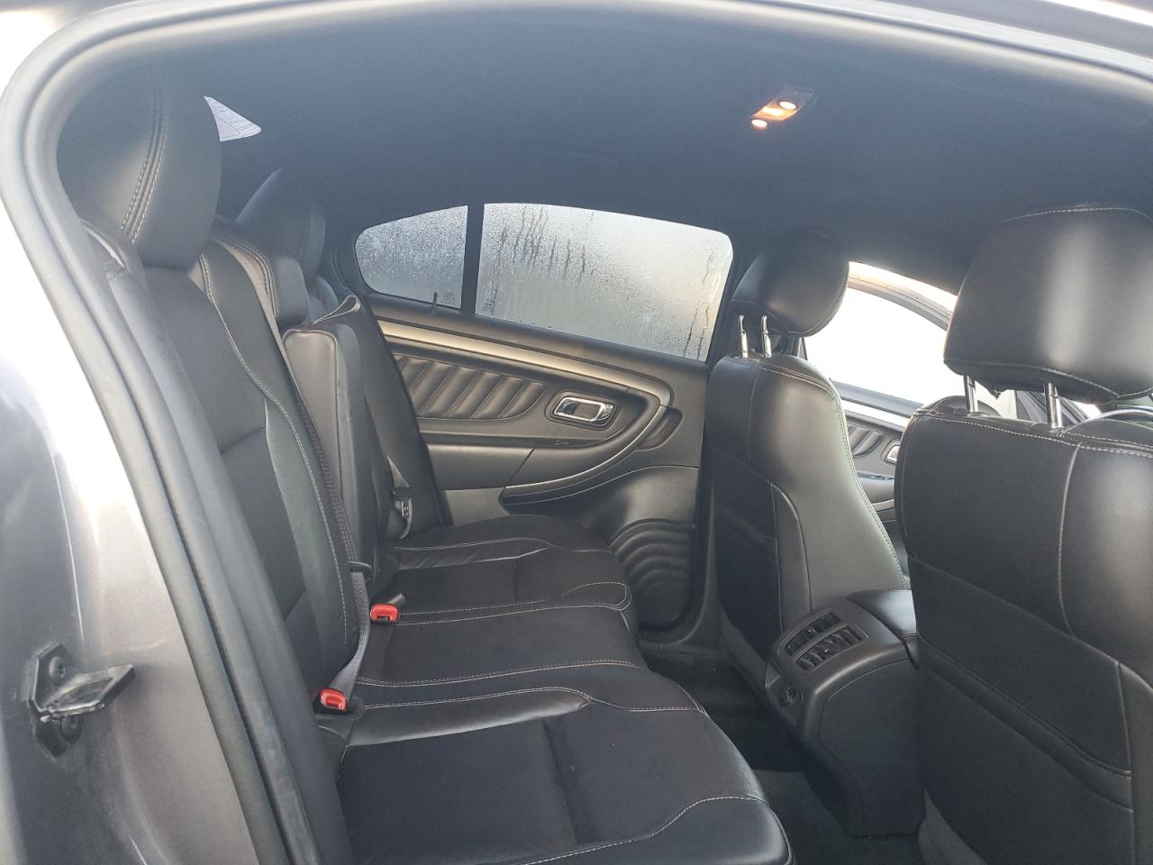 2013 Ford Taurus - Image 10