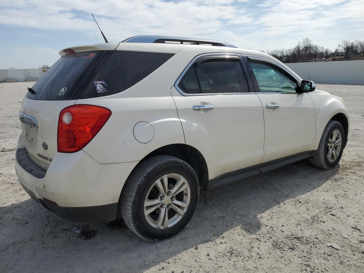 2012 Chevrolet Equinox - Image 3
