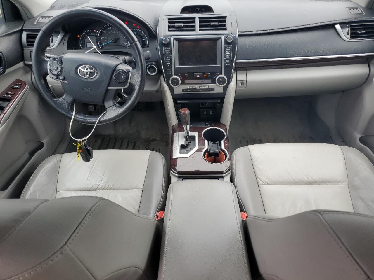 2012 Toyota Camry - Image 8