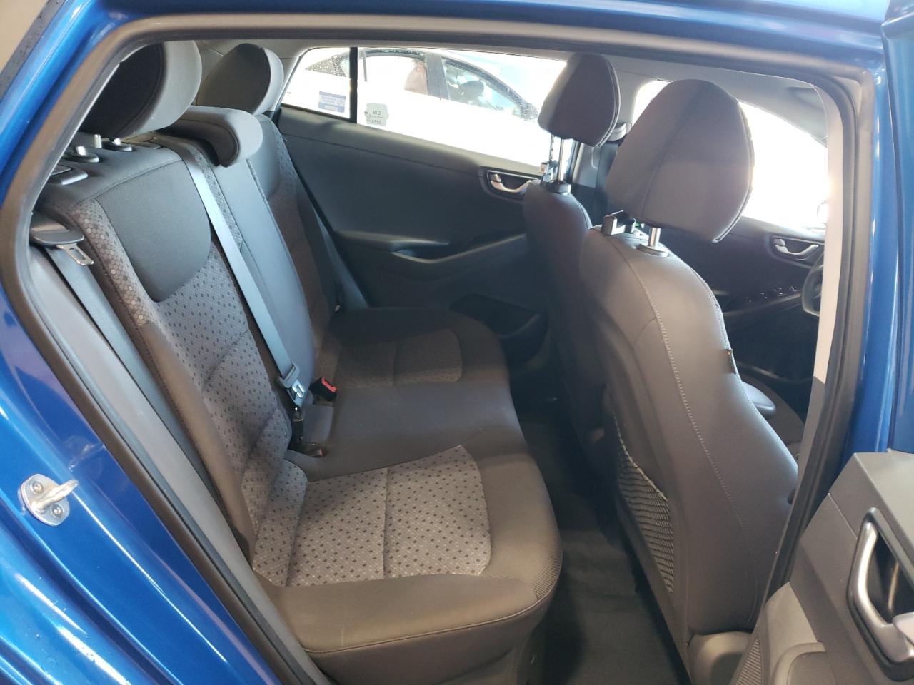 2018 Hyundai IONIQ - Image 10