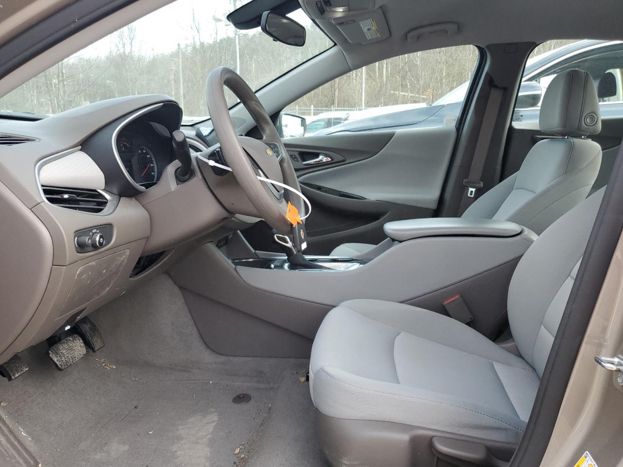 2022 Chevrolet Malibu - Image 7