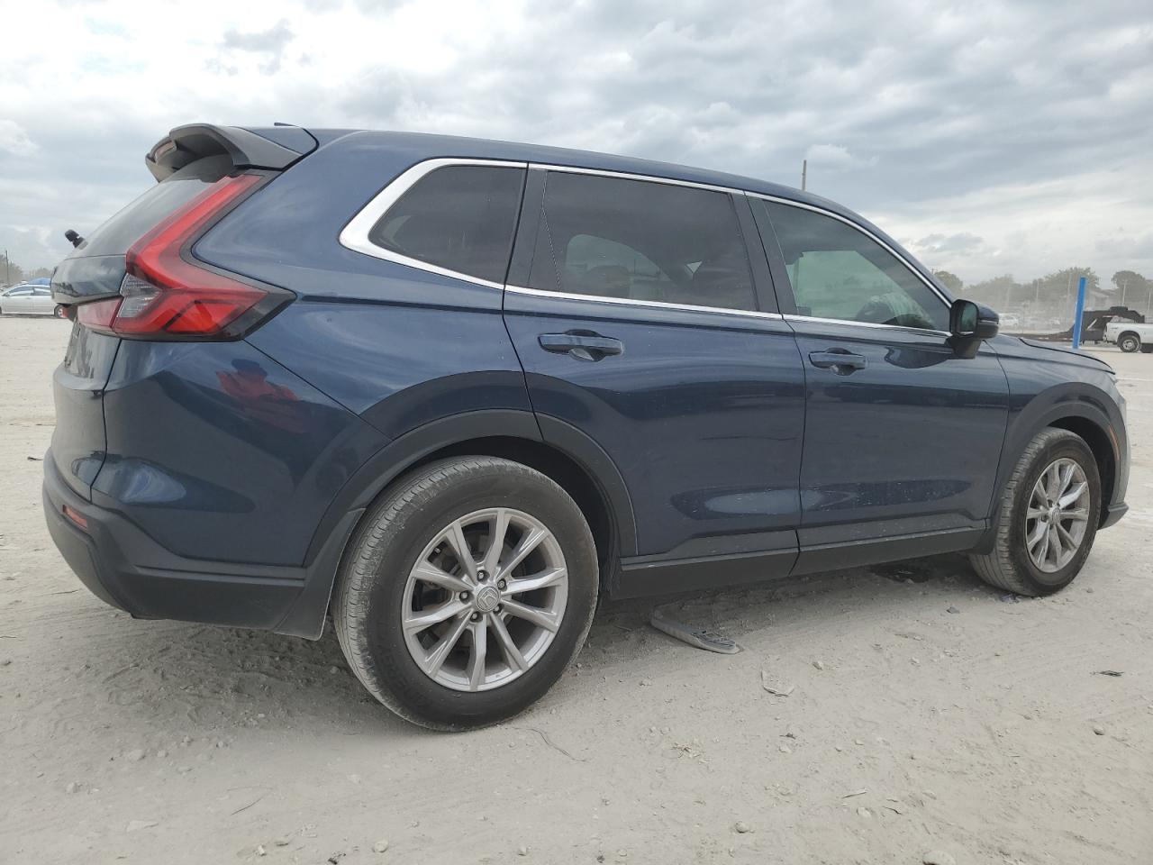 2023 Honda CR-V - Image 3