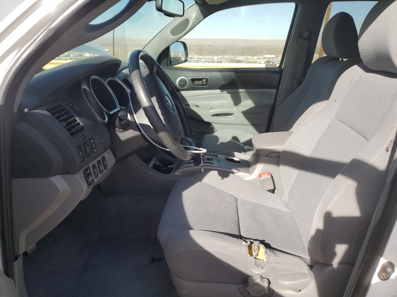 2010 Toyota Tacoma - Image 7