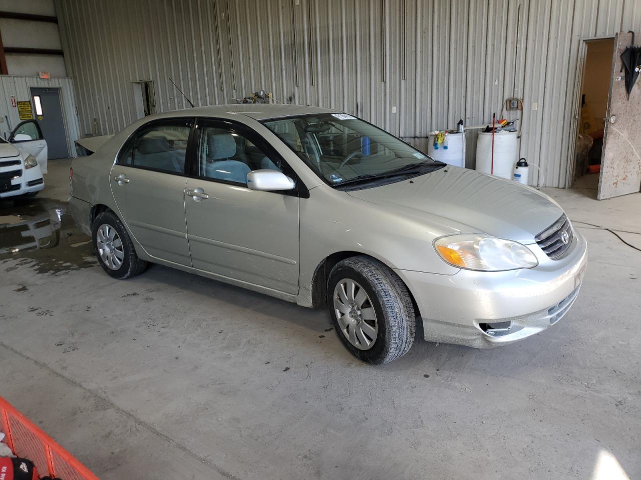 2004 Toyota Corolla - Image 4