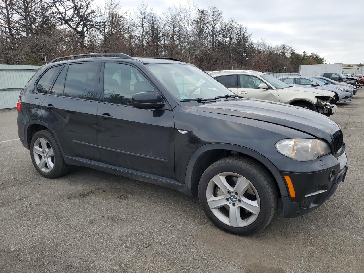 2011 BMW X5 - Image 4