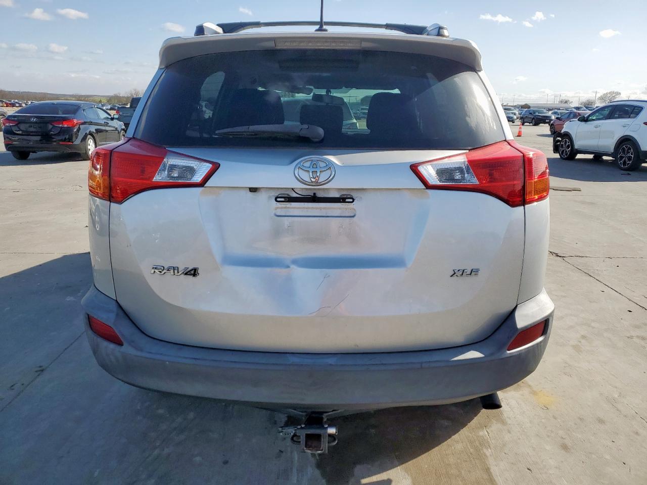 2014 Toyota RAV 4 - Image 6