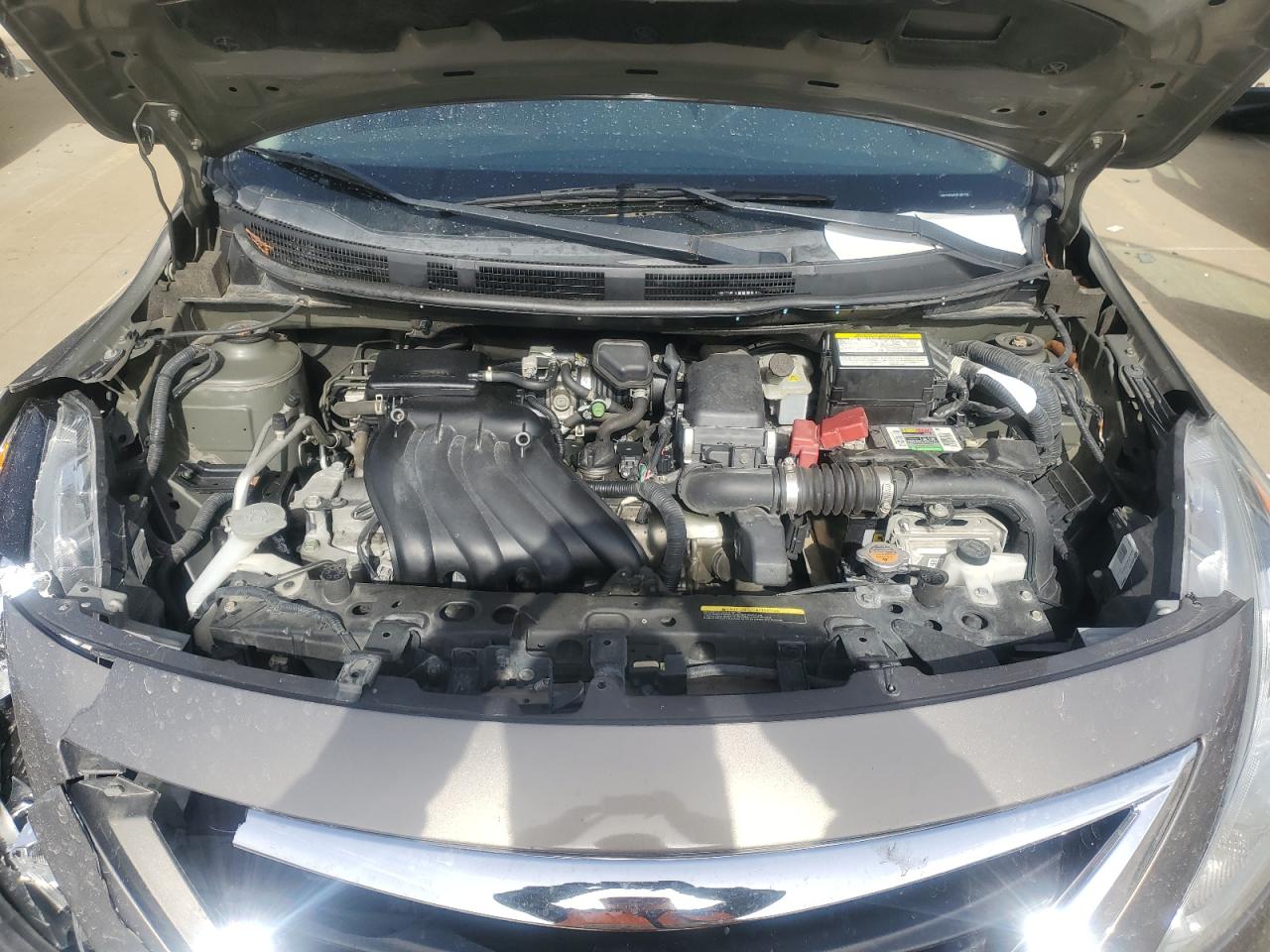 2015 Nissan Versa - Image 13