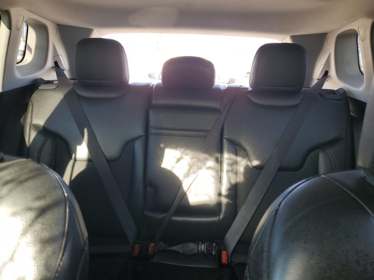 2018 Jeep Compass - Image 10