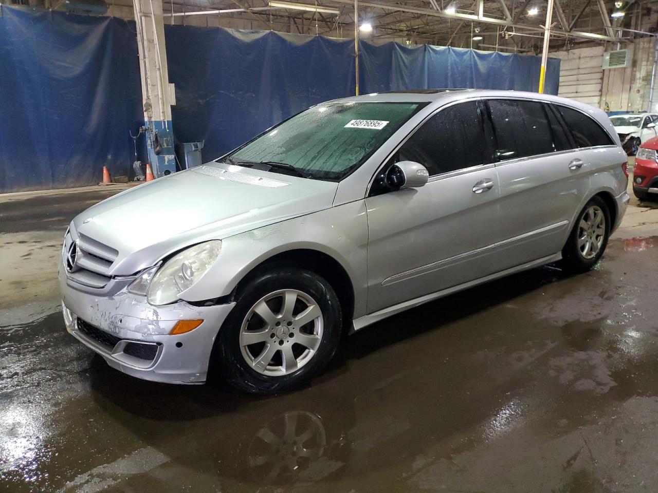 2007 Mercedes-Benz R 350 for Sale in Woodhaven, MI - Front End