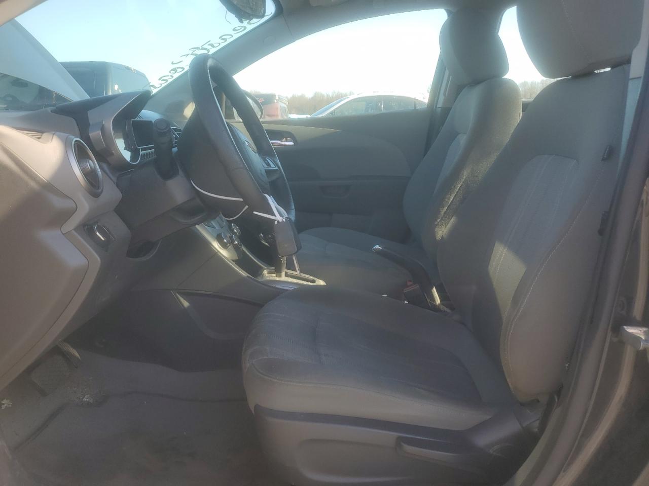 2015 Chevrolet Sonic - Image 7