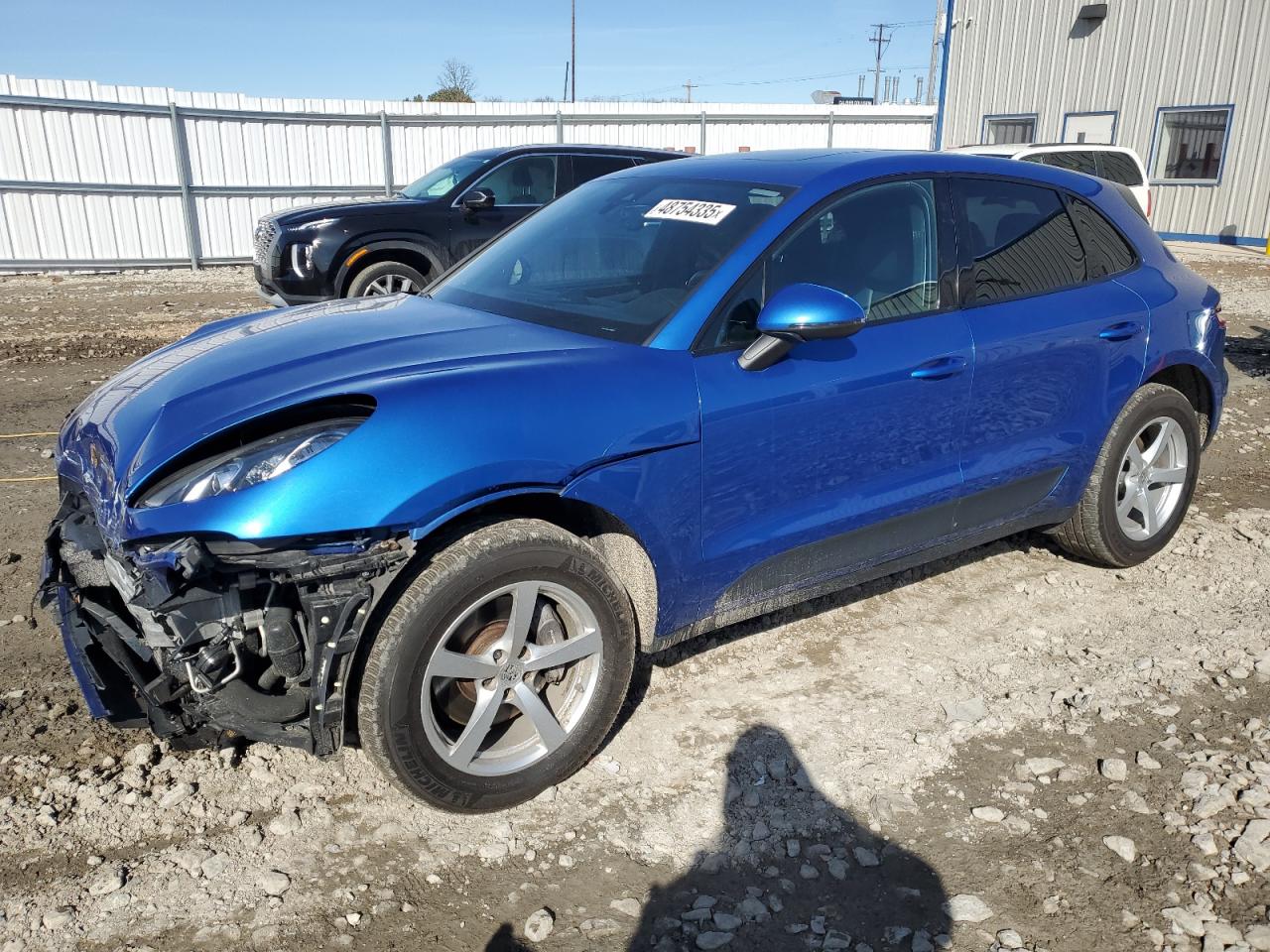 2017 Porsche Macan - Image 1
