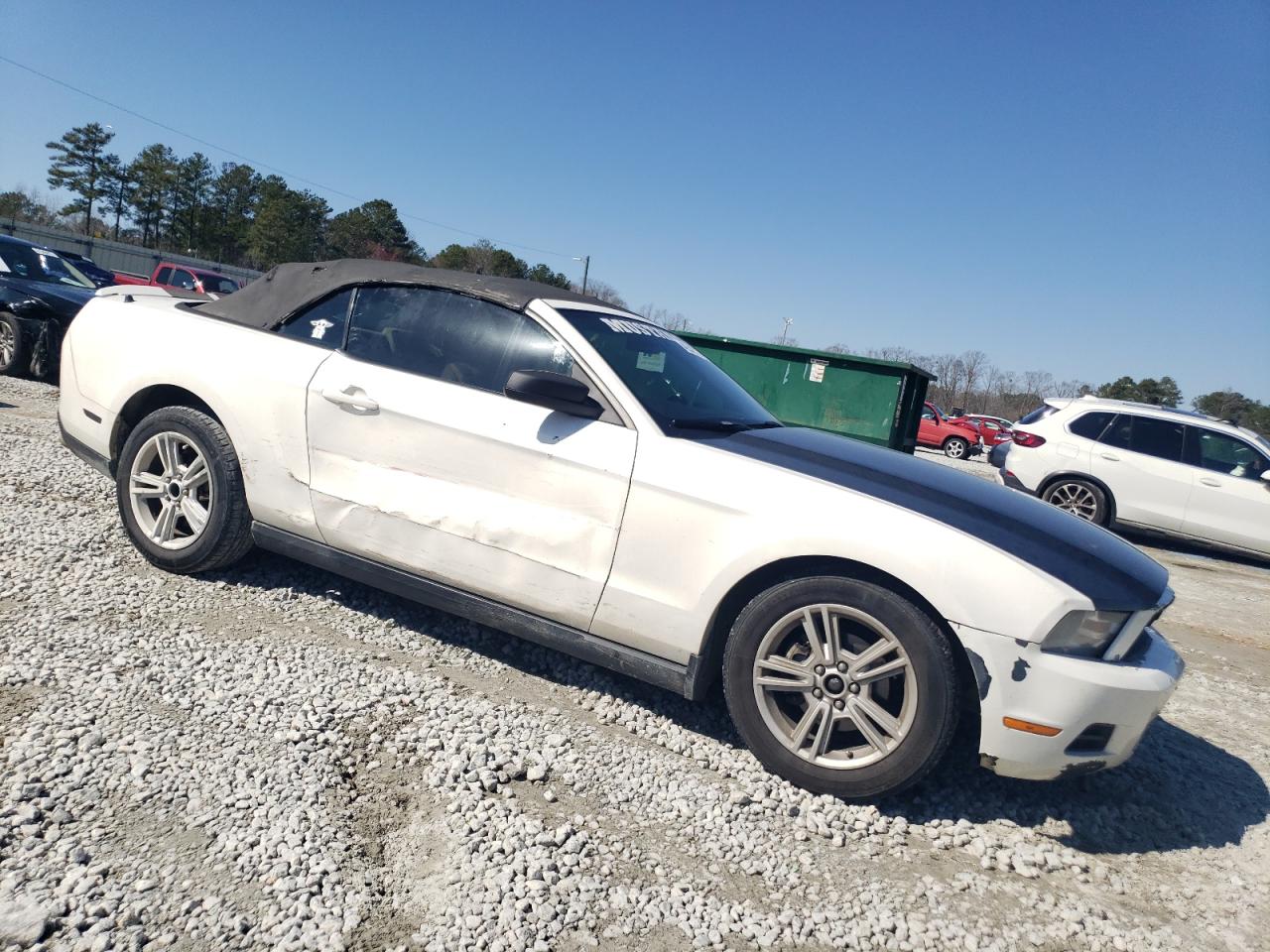 2010 Ford Mustang - Image 4