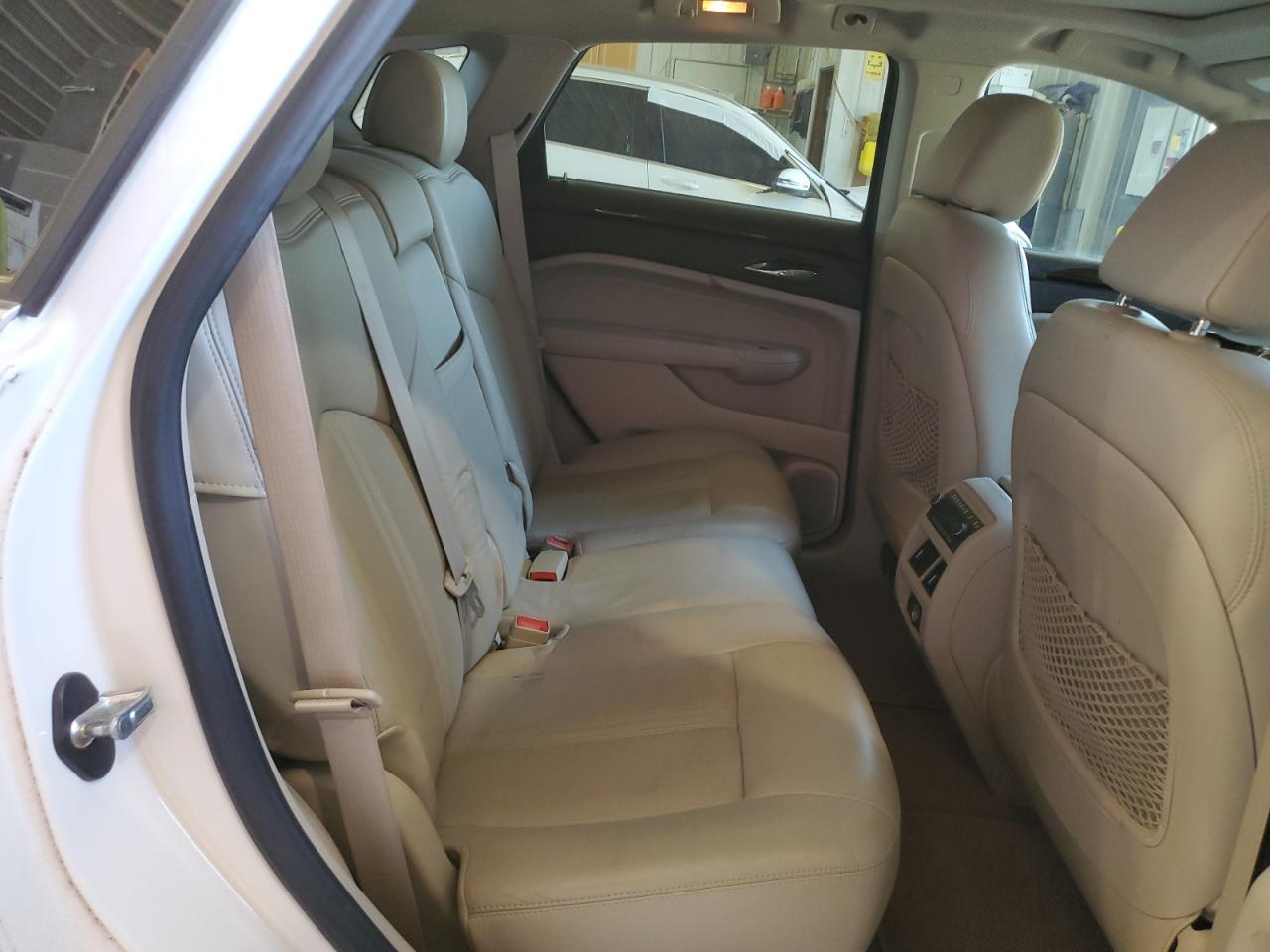 2011 Cadillac SRX - Image 10