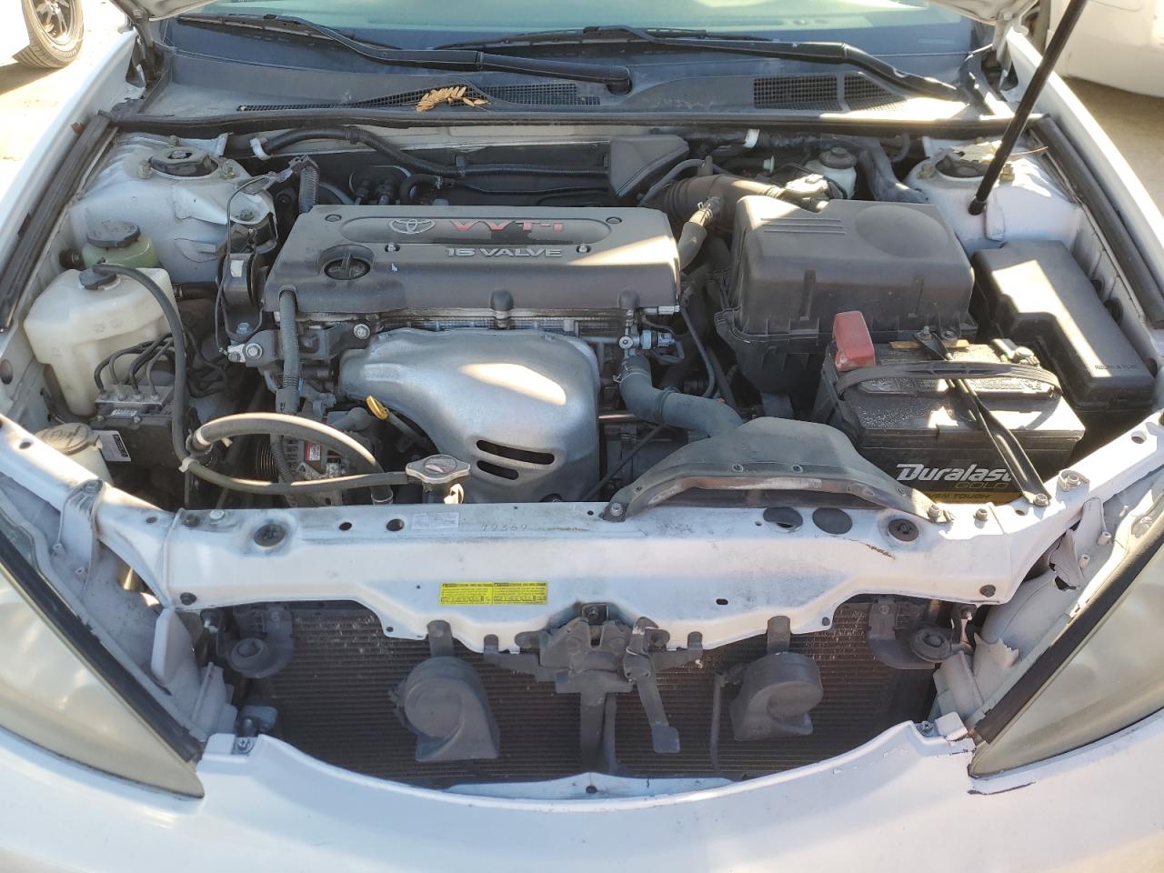 2005 Toyota Camry - Image 11